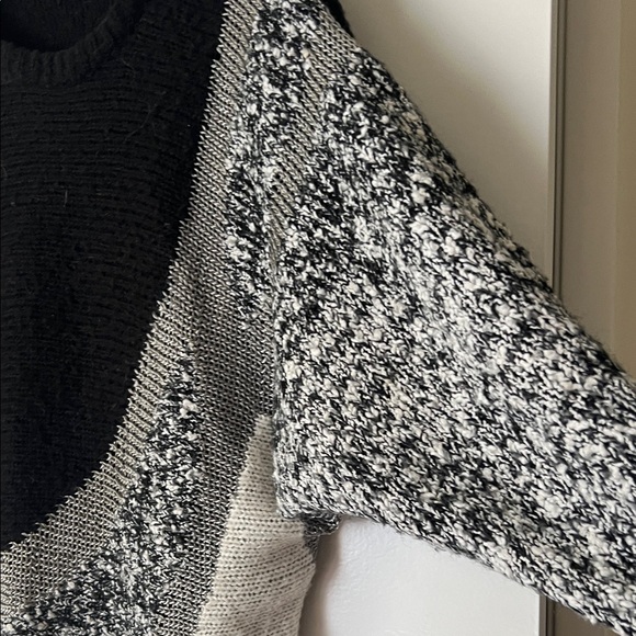 VINTAGE 🖤 Black and Gray 80s Women's Sweater Sz M - Picture 3 of 7